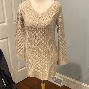 American Eagle Cream Knit Top